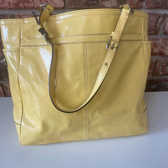 Coach Gallery Tote Yellow Patent Leather Shoulder Bag - Picture 5 of 10